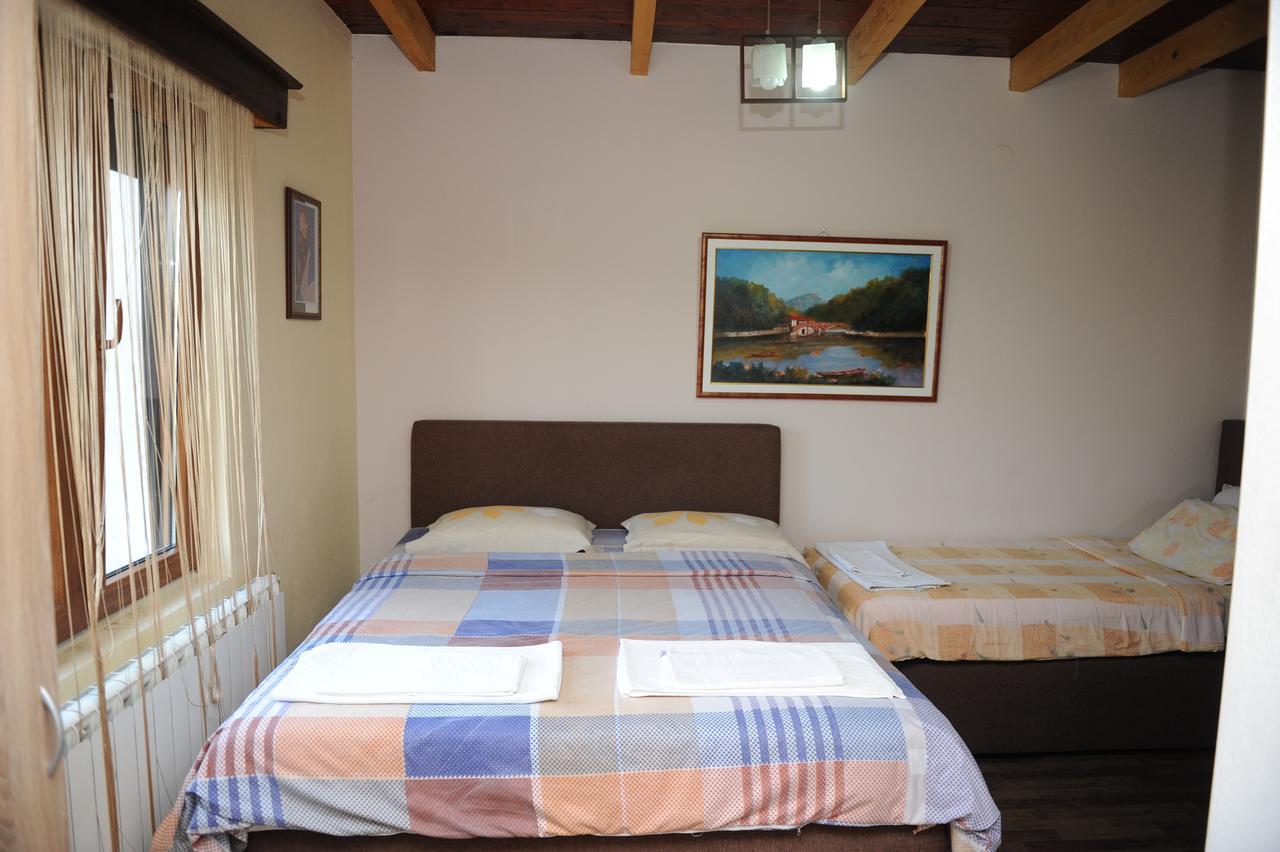 Apartments Erakovic Nikšić المظهر الخارجي الصورة